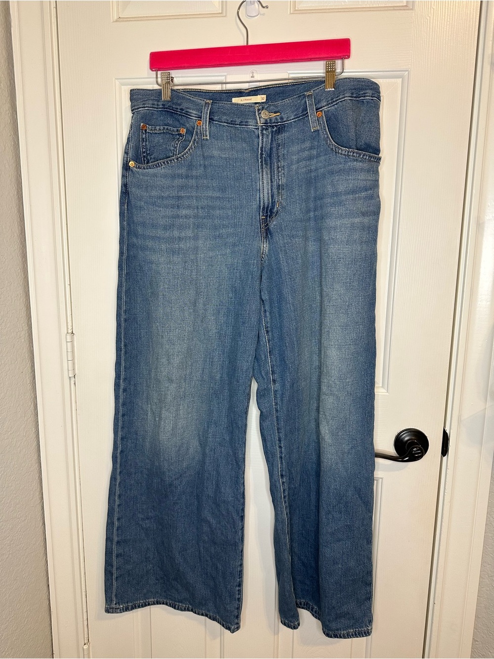 Levi's Premium Mid Blue Linen Blend XL Straight Loose Fit Jeans Sz 32 Indie Boho - Picture 2 of 9